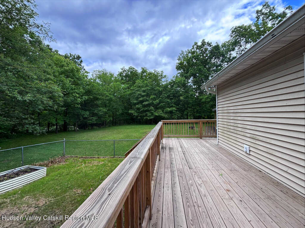 124 Blue Mountain Road, Saugerties, NY 12477 - Photo 13 of 16