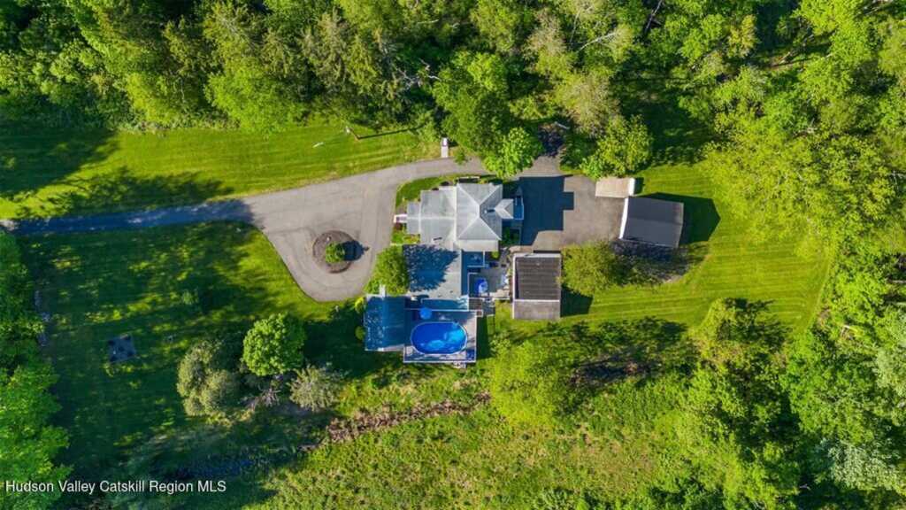 532 Springtown Road, New Paltz, NY 12561 - Photo 3 of 49