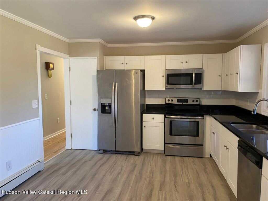 210 East Drive, Hurley, NY 12443 - Photo 3 of 19