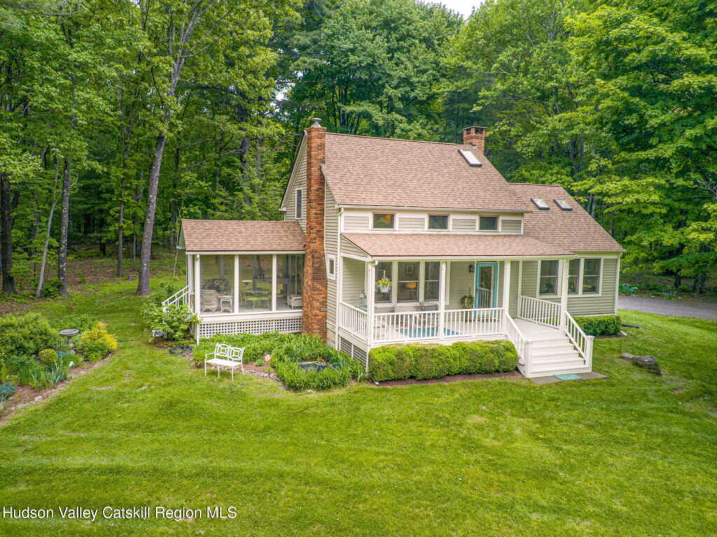 58 Peak Road, Stone Ridge, NY 12484