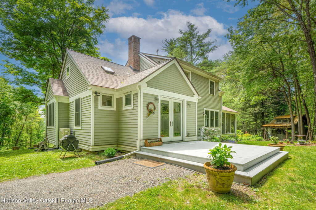 58 Peak Road, Stone Ridge, NY 12484 - Photo 3 of 50