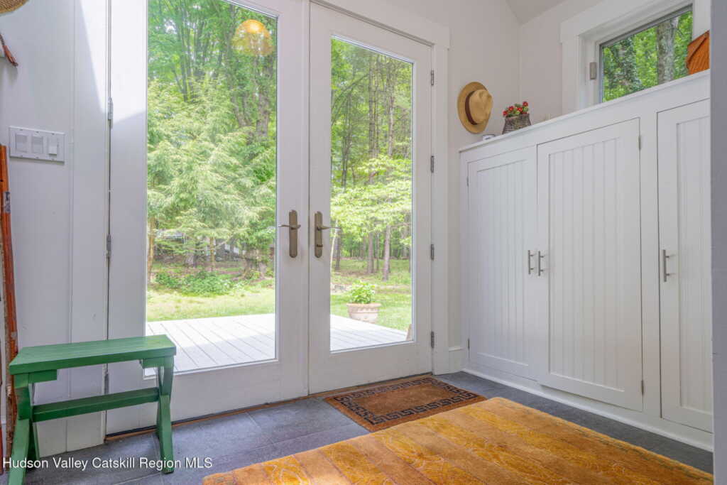 58 Peak Road, Stone Ridge, NY 12484 - Photo 9 of 50