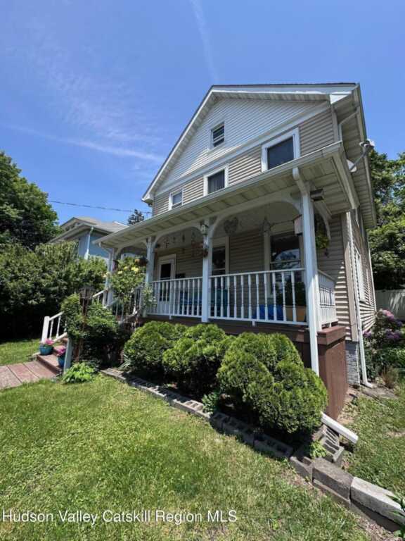 91 Ulster Avenue, Saugerties, NY 12477
