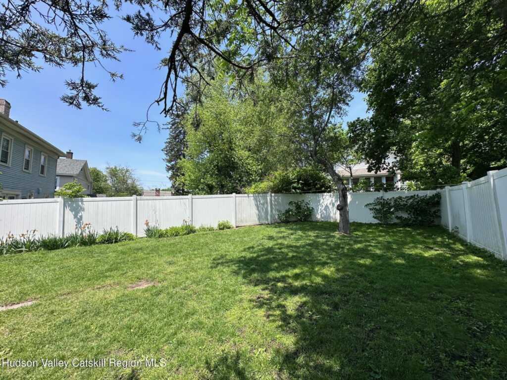 91 Ulster Avenue, Saugerties, NY 12477 - Photo 20 of 23