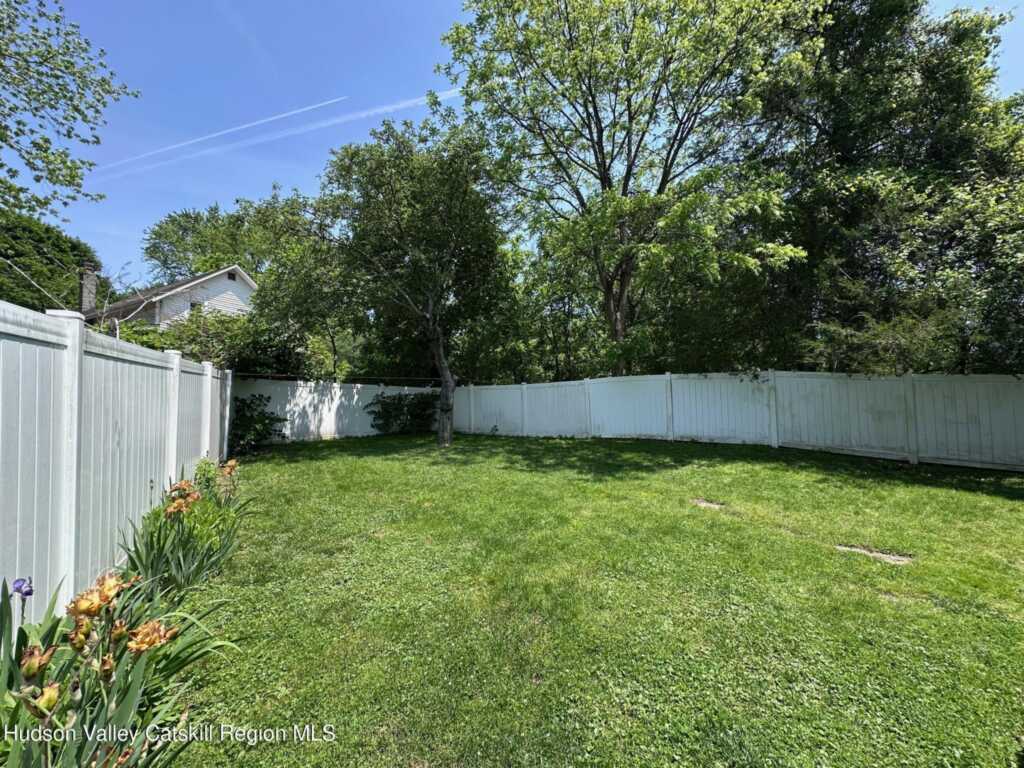 91 Ulster Avenue, Saugerties, NY 12477 - Photo 21 of 23