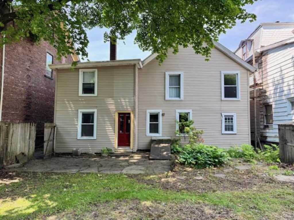 104-106 Hone Street, Kingston, NY 12401 - Photo 3 of 31