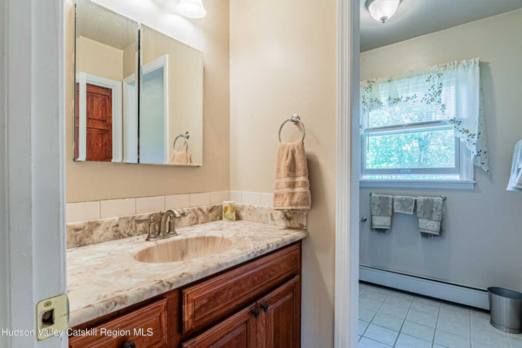 22 Lainey Lane, Kingston, NY 12401 - Photo 17 of 28
