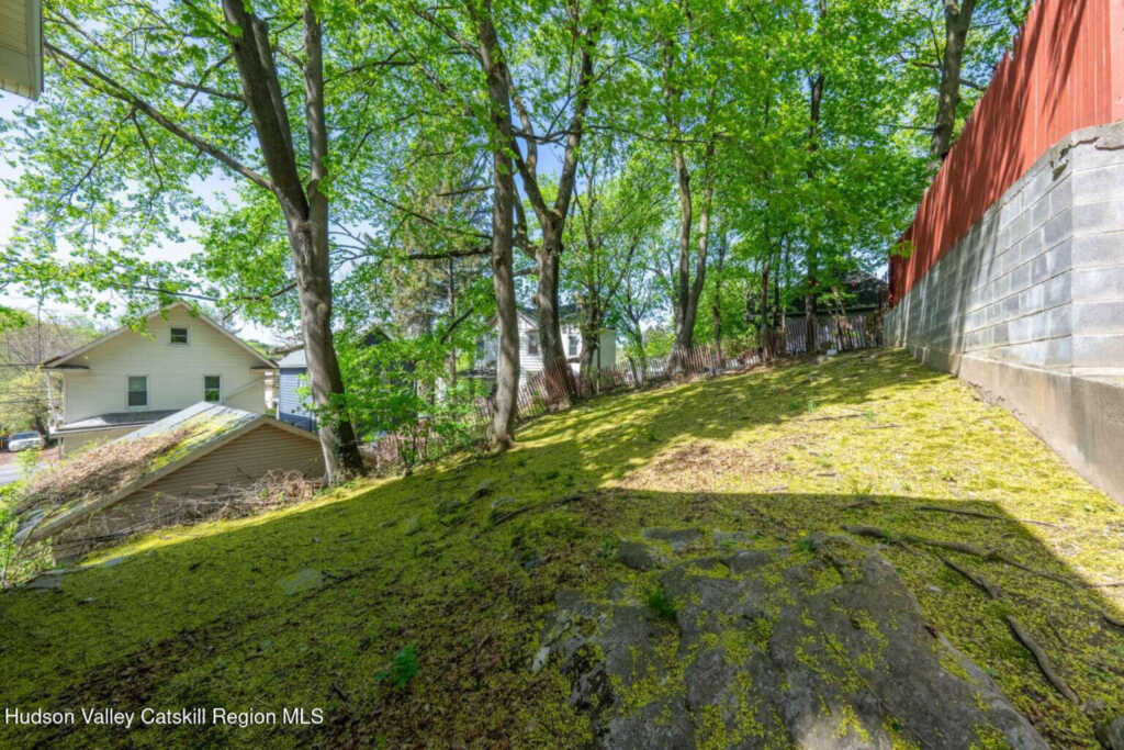9 Hasbrouck Place, Kingston, NY 12401 - Photo 38 of 38