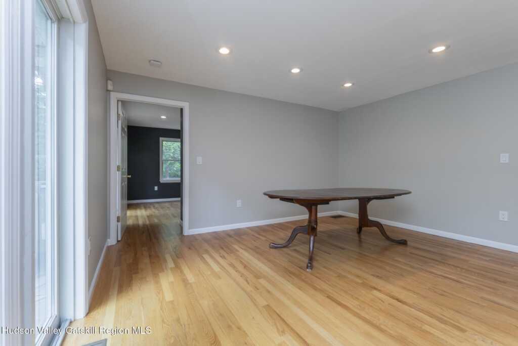 8 Enclave Manor Drive, New Paltz, NY 12561 - Photo 14 of 39