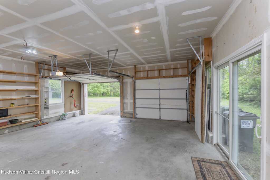 8 Enclave Manor Drive, New Paltz, NY 12561 - Photo 28 of 39