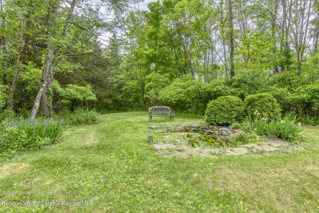 8 Enclave Manor Drive, New Paltz, NY 12561 - Photo 37 of 39