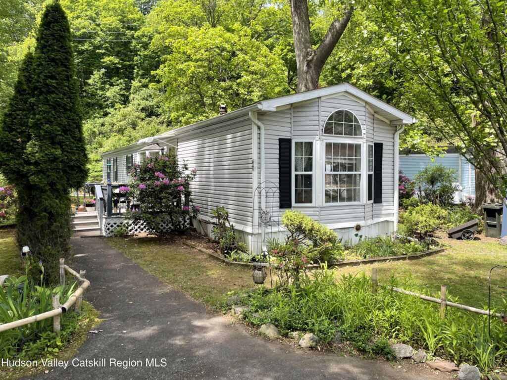 48 Josephine Avenue, Rosendale, NY 12472