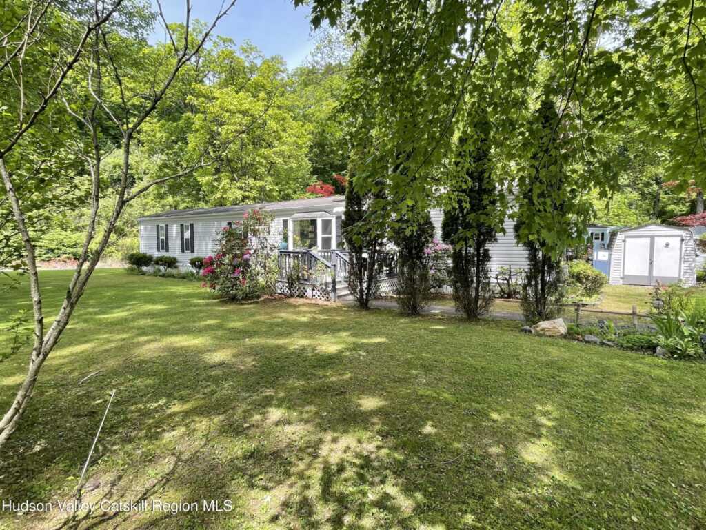 48 Josephine Avenue, Rosendale, NY 12472 - Photo 2 of 18