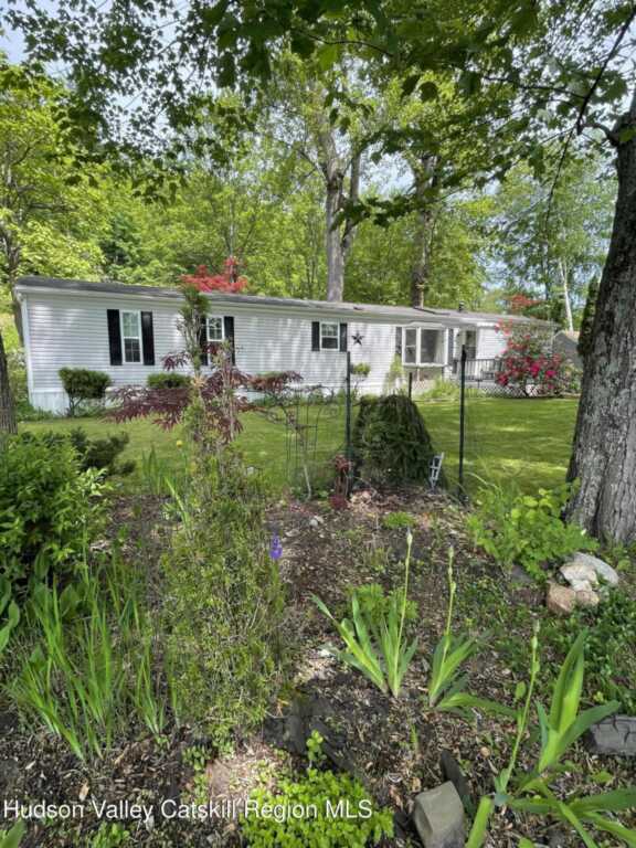 48 Josephine Avenue, Rosendale, NY 12472 - Photo 3 of 18