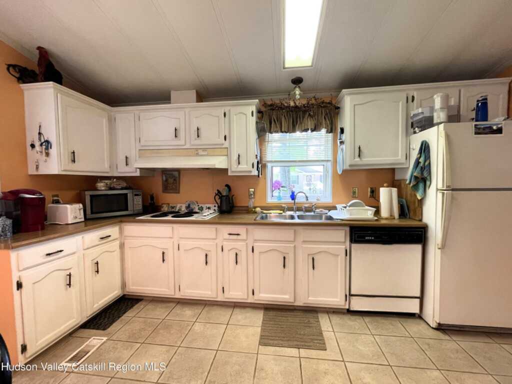 48 Josephine Avenue, Rosendale, NY 12472 - Photo 8 of 18