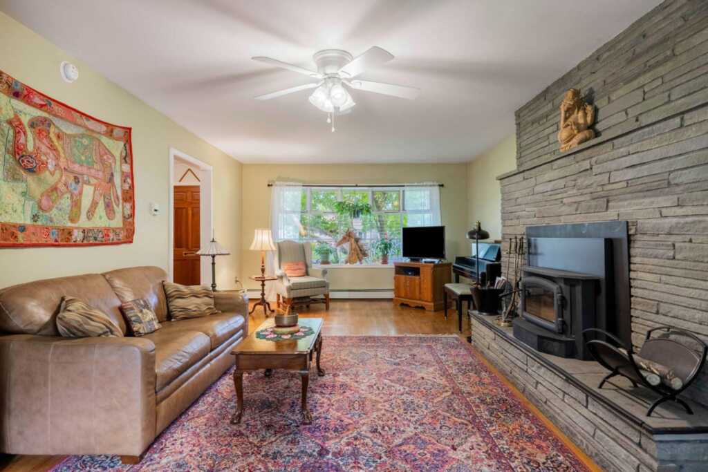 228 Maple Avenue, Rosendale, NY 12486 - Photo 13 of 47