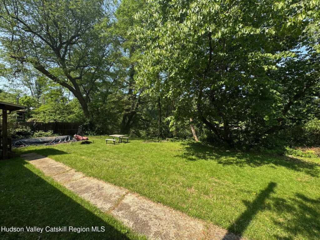 102 Eastern Parkway Parkway, Saugerties, NY 12477 - Photo 10 of 13