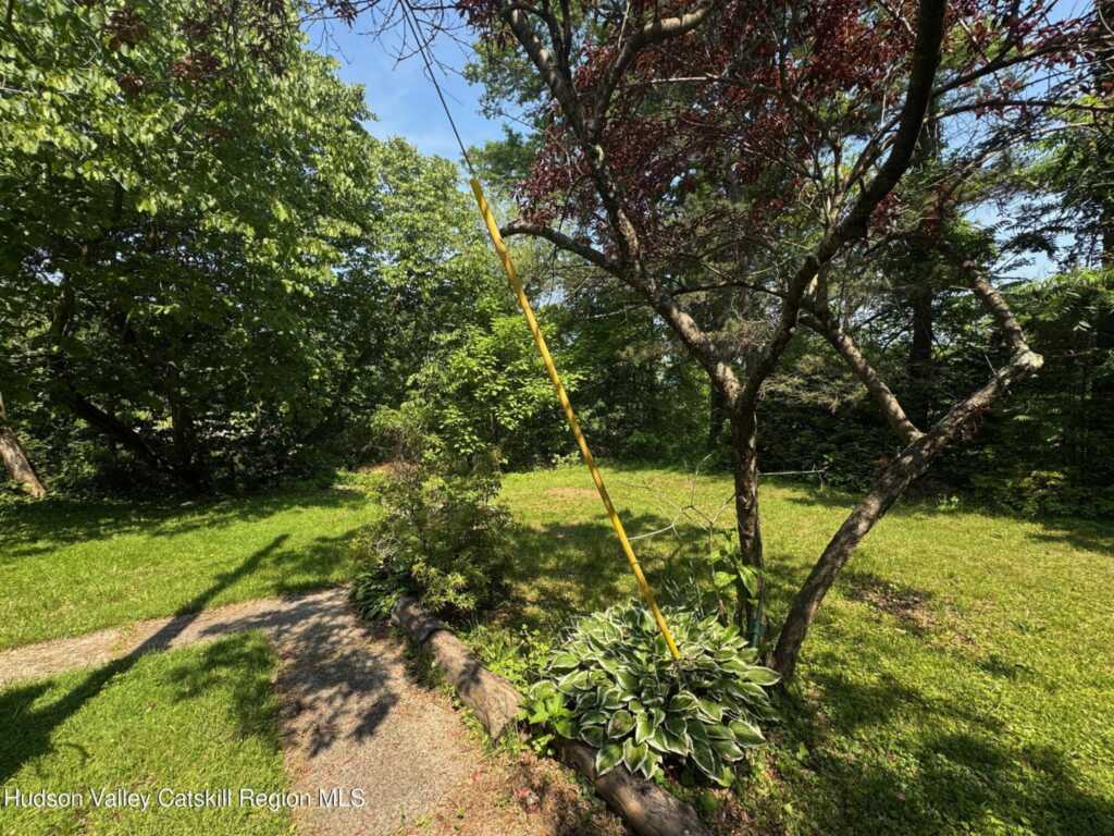 102 Eastern Parkway Parkway, Saugerties, NY 12477 - Photo 11 of 13