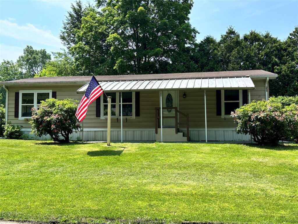 21 Maunaloa Lane, New Paltz, NY 12561 - Photo 2 of 20