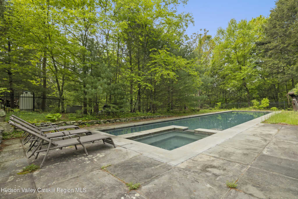 253 Upper Byrdcliffe Road, Woodstock, NY 12498 - Photo 41 of 50