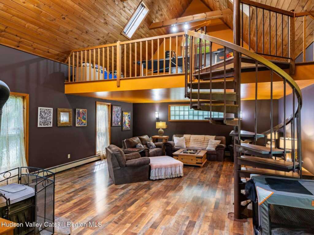 84 Van Nostrand Road, New Paltz, NY 12561 - Photo 11 of 37