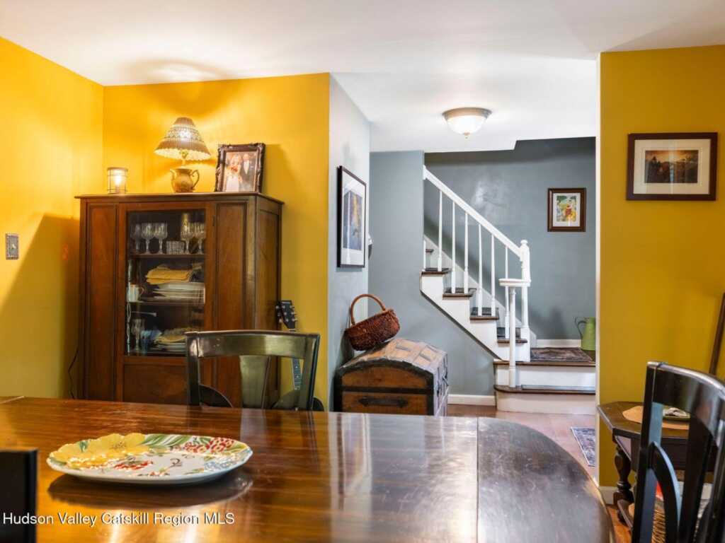 84 Van Nostrand Road, New Paltz, NY 12561 - Photo 4 of 37