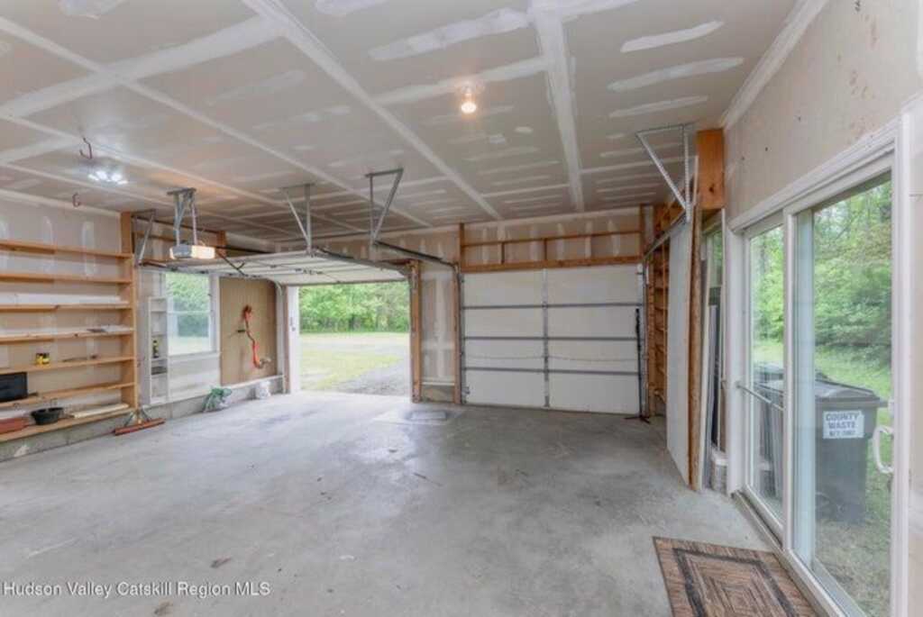 8 Enclave Manor Drive, New Paltz, NY 12561 - Photo 28 of 39