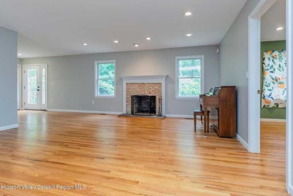 8 Enclave Manor Drive, New Paltz, NY 12561 - Photo 5 of 39