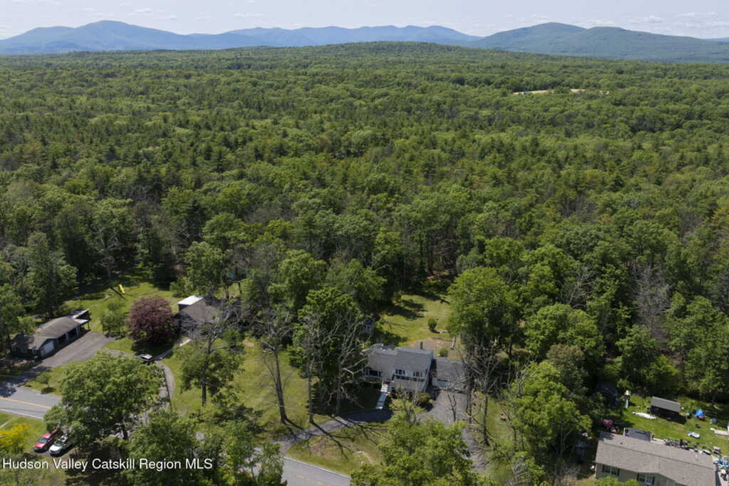 274 Morgan Hill Road, Hurley, NY 12443 - Photo 32 of 35