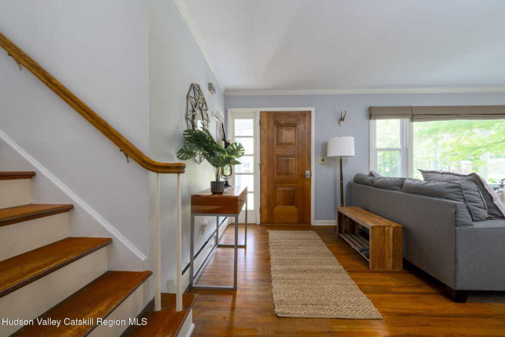 274 Morgan Hill Road, Hurley, NY 12443 - Photo 7 of 35