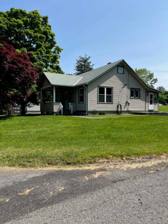 70 Clover Street, Hurley, NY 12491 - Photo 2 of 24