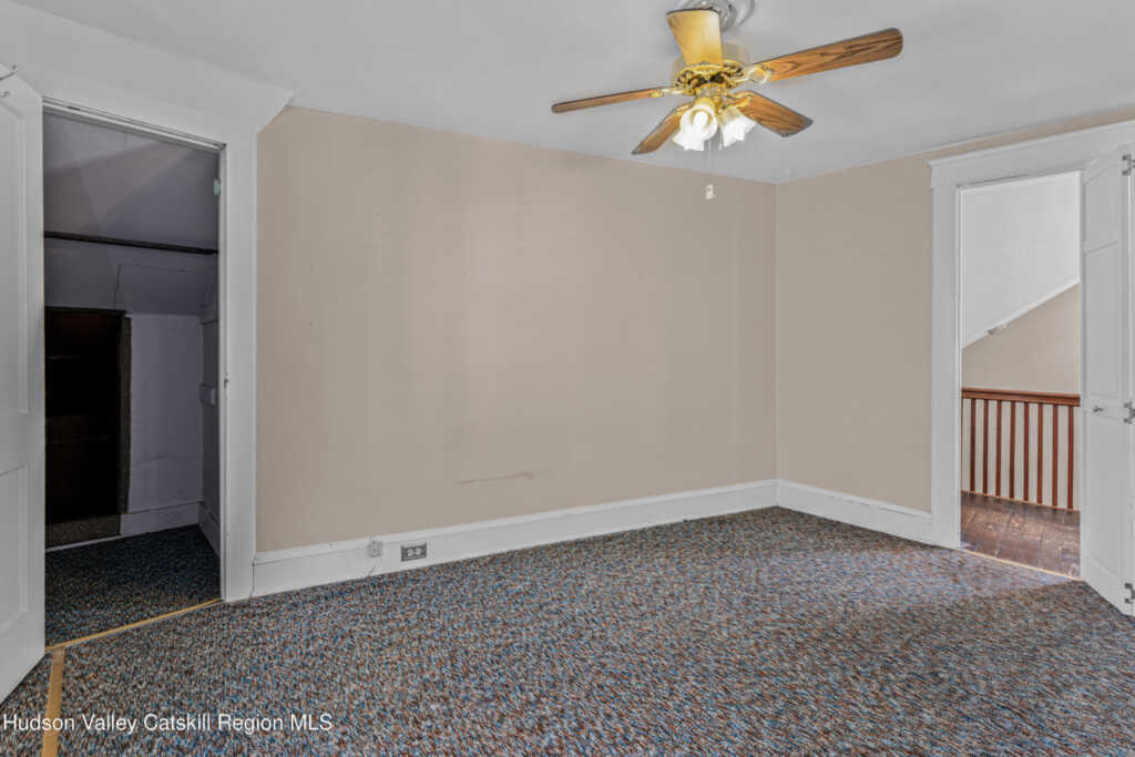 429 Albany Avenue, Kingston, NY 12401 - Photo 21 of 31