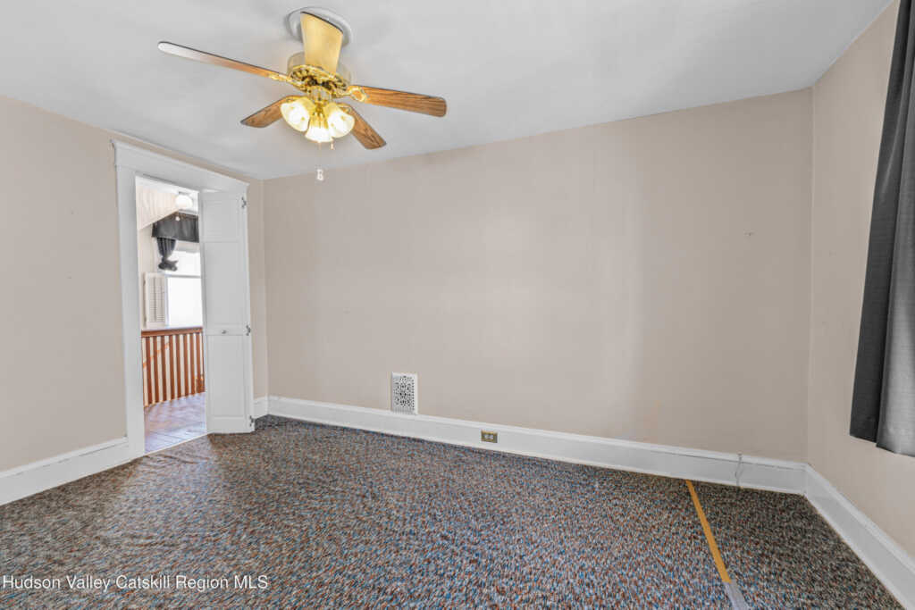 429 Albany Avenue, Kingston, NY 12401 - Photo 22 of 31