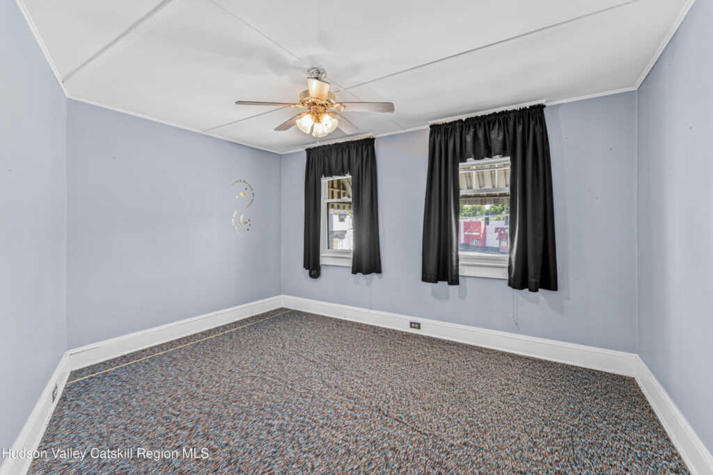 429 Albany Avenue, Kingston, NY 12401 - Photo 23 of 31