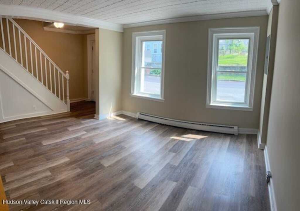 26 Wilbur Avenue, Kingston, NY 12401 - Photo 4 of 17