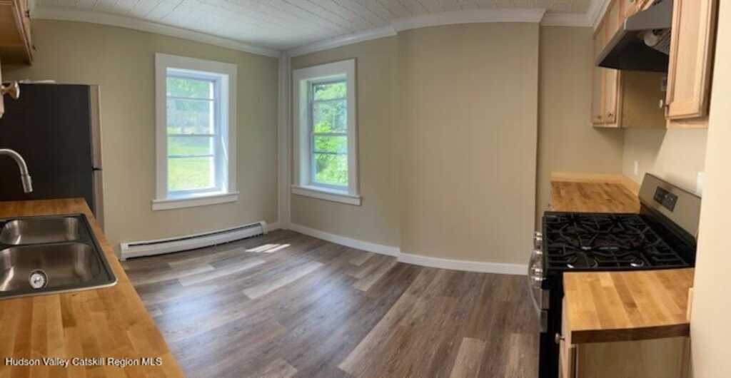 26 Wilbur Avenue, Kingston, NY 12401 - Photo 6 of 17