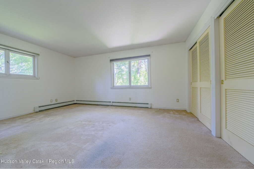 159 Edgewood Avenue, Hurley, NY 12443 - Photo 19 of 36