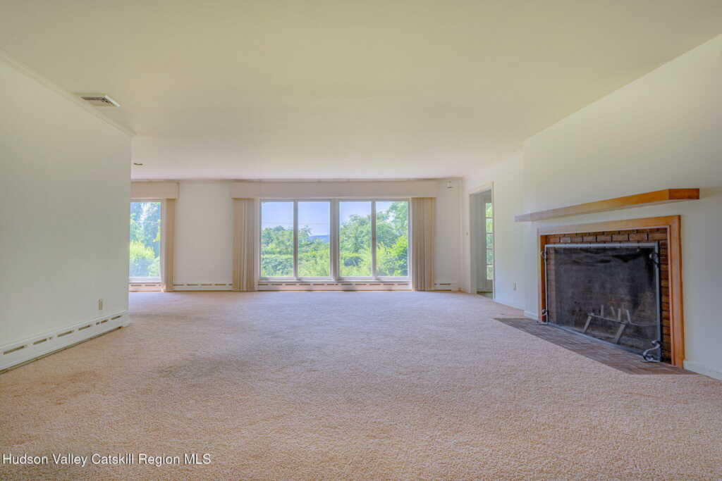 159 Edgewood Avenue, Hurley, NY 12443 - Photo 4 of 36