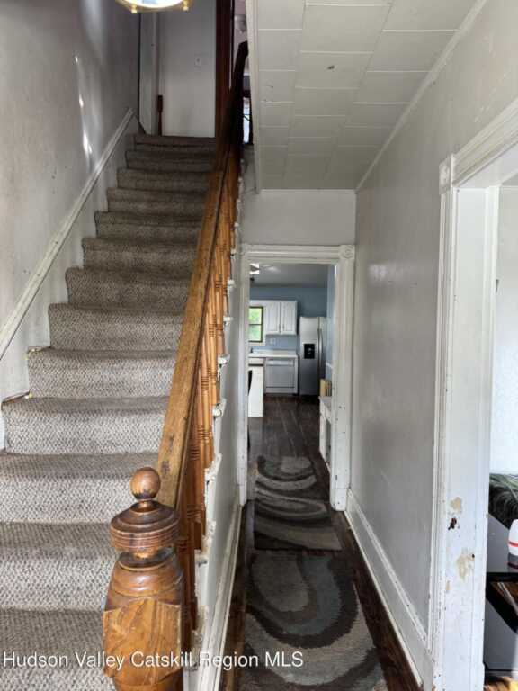 154 Foxhall Avenue, Kingston, NY 12401 - Photo 4 of 23