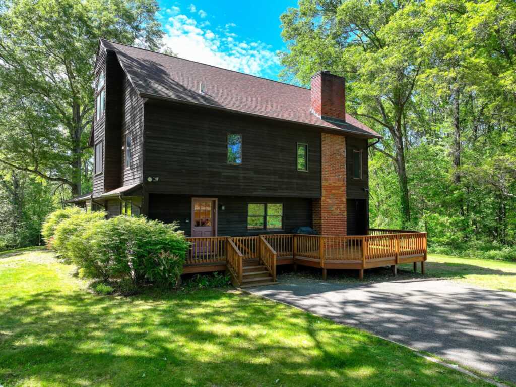 7 Elliotts Lane, New Paltz, NY 12528 - Photo 4 of 41