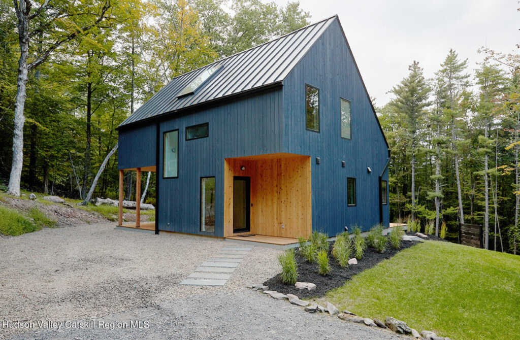 99 Cannon Circle, Woodstock, NY 12498