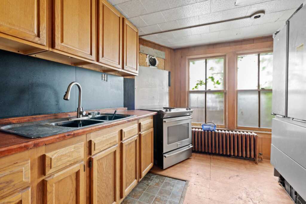 165 Fair Street, Kingston, NY 12401 - Photo 14 of 44