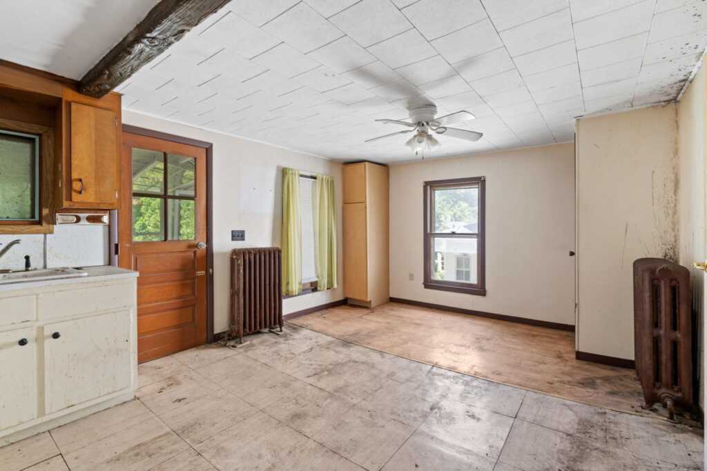 165 Fair Street, Kingston, NY 12401 - Photo 20 of 44