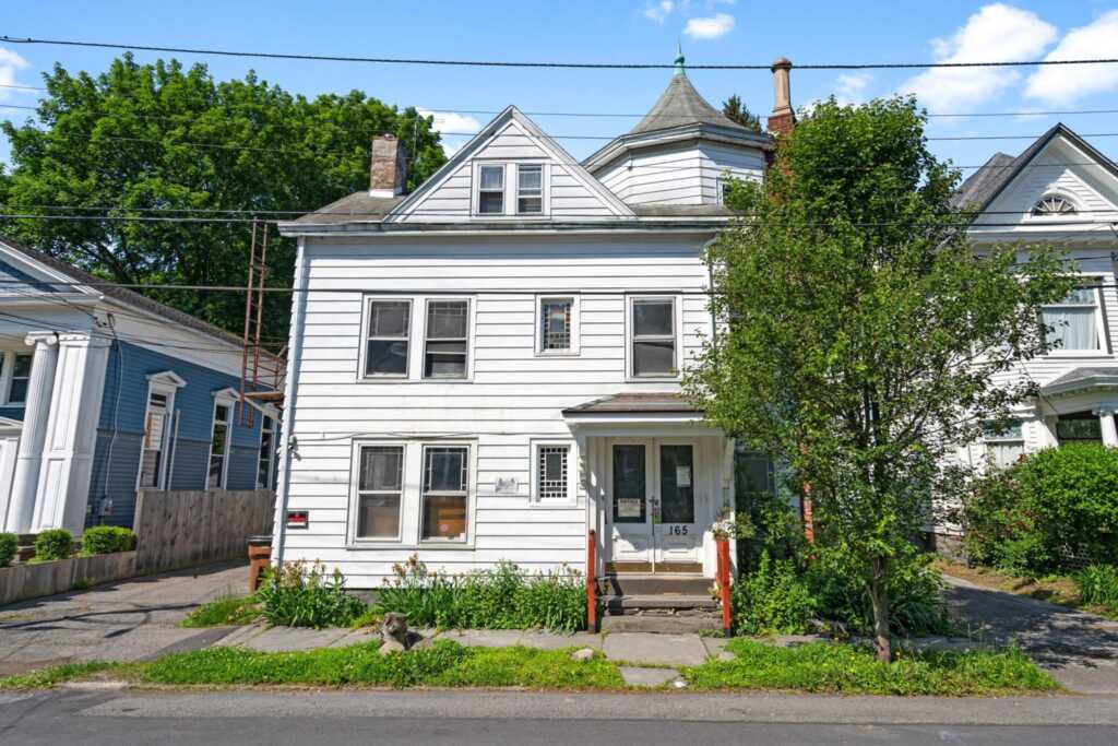 165 Fair Street, Kingston, NY 12401 - Photo 4 of 44