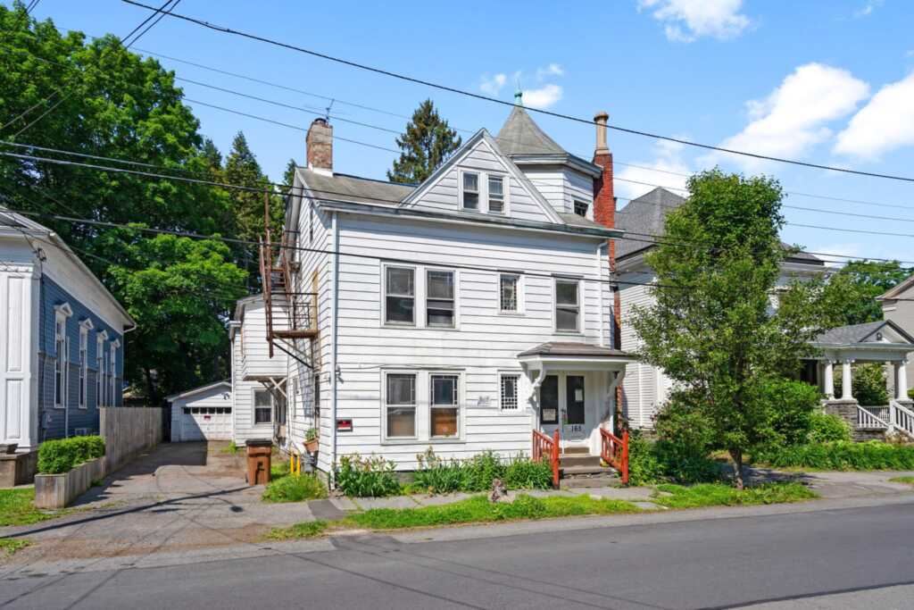 165 Fair Street, Kingston, NY 12401 - Photo 5 of 44