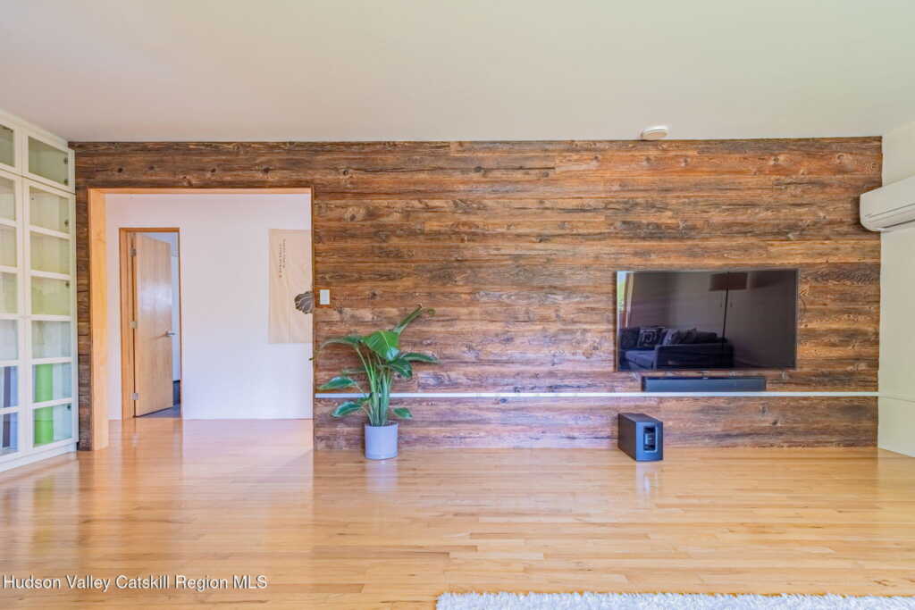 10 Harry Wells Road, Saugerties, NY 12477 - Photo 27 of 50