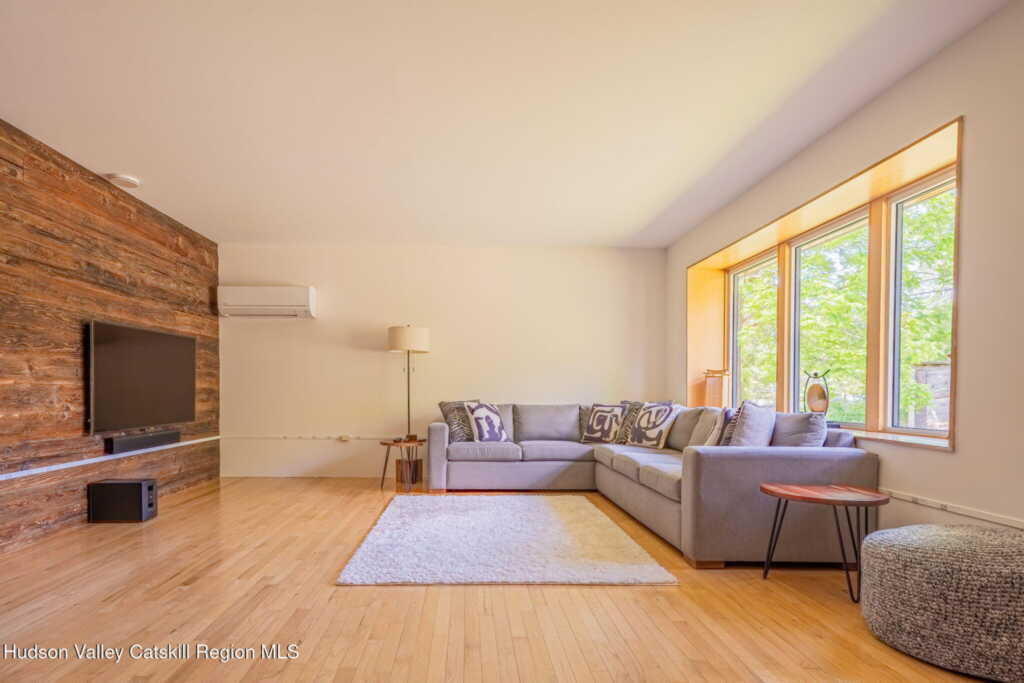 10 Harry Wells Road, Saugerties, NY 12477 - Photo 28 of 50
