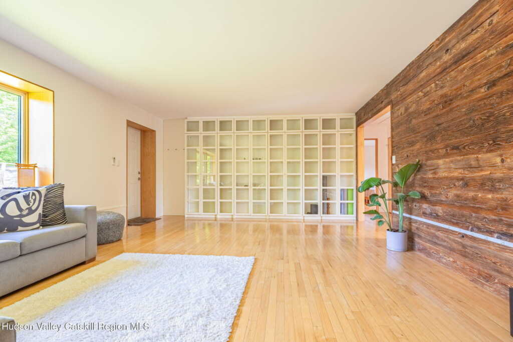 10 Harry Wells Road, Saugerties, NY 12477 - Photo 29 of 50