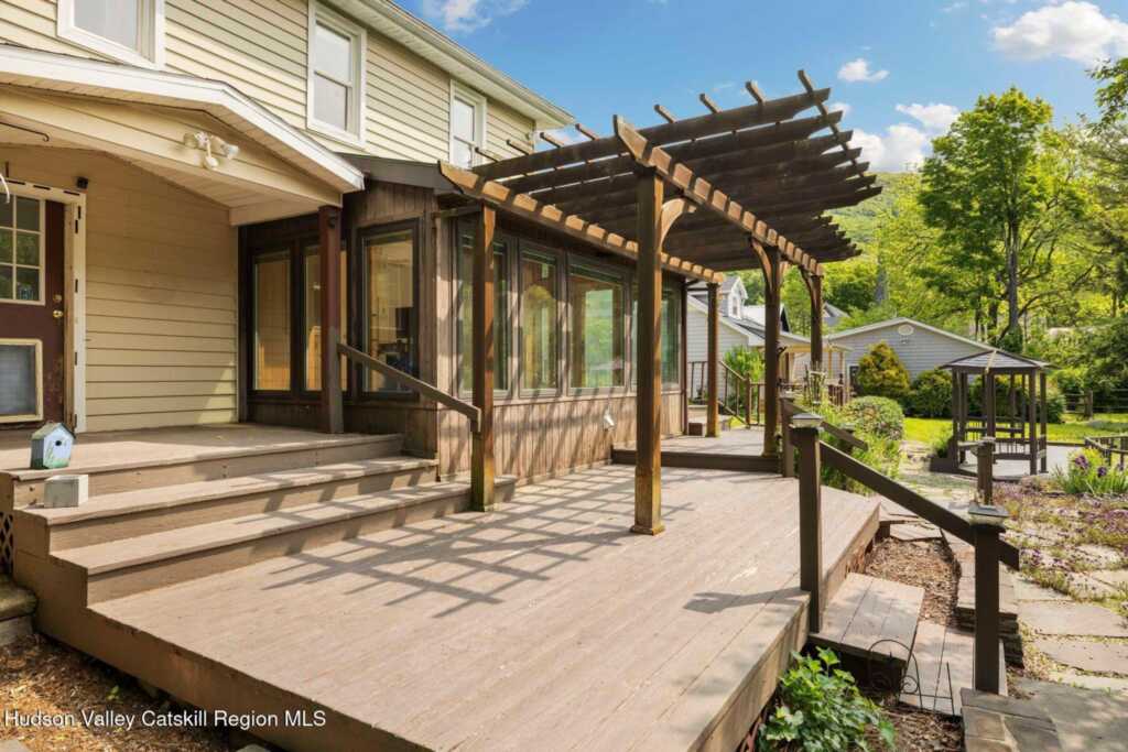 12 Tremper Avenue, Phoenicia, NY 12464 - Photo 34 of 47