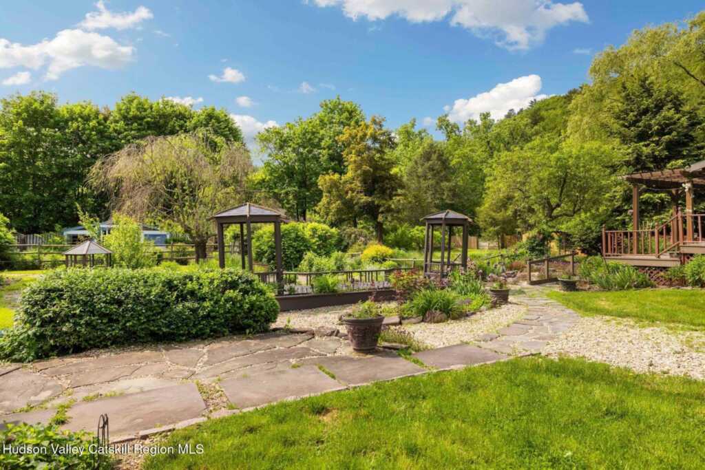 12 Tremper Avenue, Phoenicia, NY 12464 - Photo 38 of 47